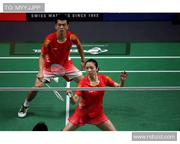 赛后分析:上海羽毛球队与北京羽毛球队的团队协作与战术对比 赛后分析:上海羽毛球队与北京羽毛球队的团队协作与战术对比